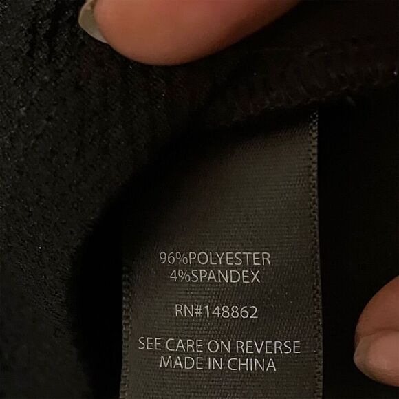 Torrid Plus Sz 0 Black Textured Skater V Neck Short Sleeve Stretch Top Sz L NWT - Picture 8 of 9